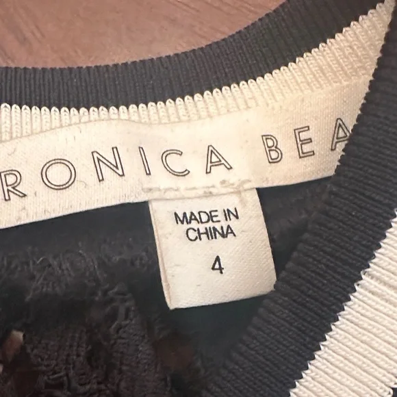 Veronica Beard Black Lace Zip-back Dress - Elegant Floral Lace Size S - Picture 6 of 13